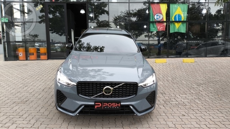 VOLVO - XC60 XC 60 ULTIMATE DARK T8 - BAIXO - GARANTIA DE FÁBRICA - - 2023/2024 - CINZA - R$ 404.900,00