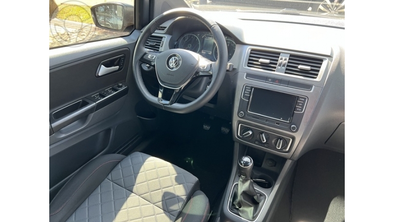 VOLKSWAGEN - FOX 1.6 XTREME - 38.000 - - 2019/2019 - CINZA - R$ 64.900,00
